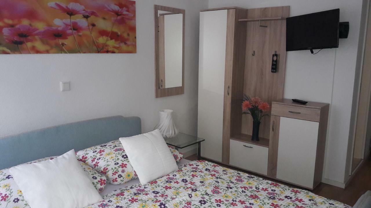Pension Moserhaus Harburg  Εξωτερικό φωτογραφία