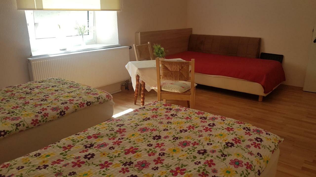 Pension Moserhaus Harburg  Εξωτερικό φωτογραφία